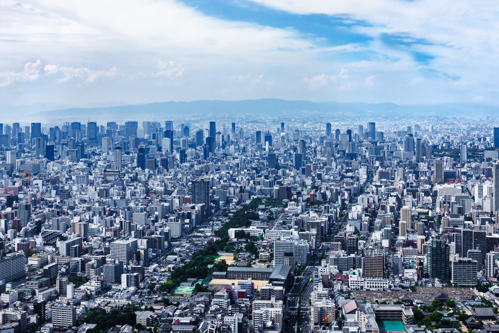 都市の俯瞰風景